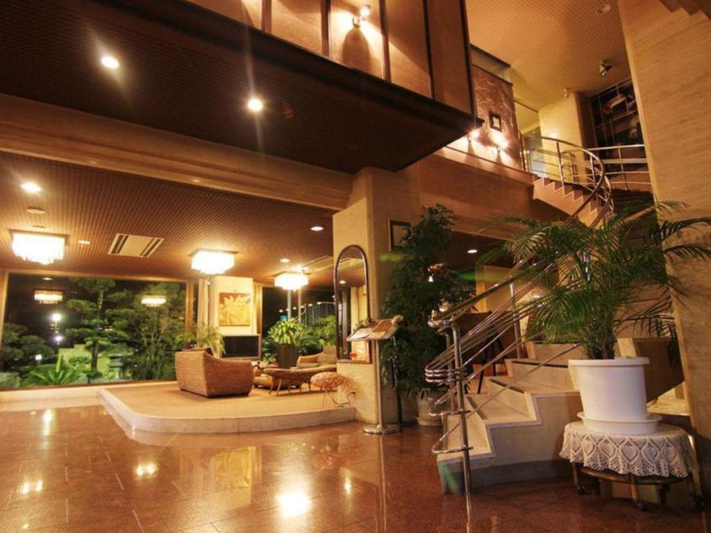 Miyakonojo Sun Plaza Hotel Extérieur photo