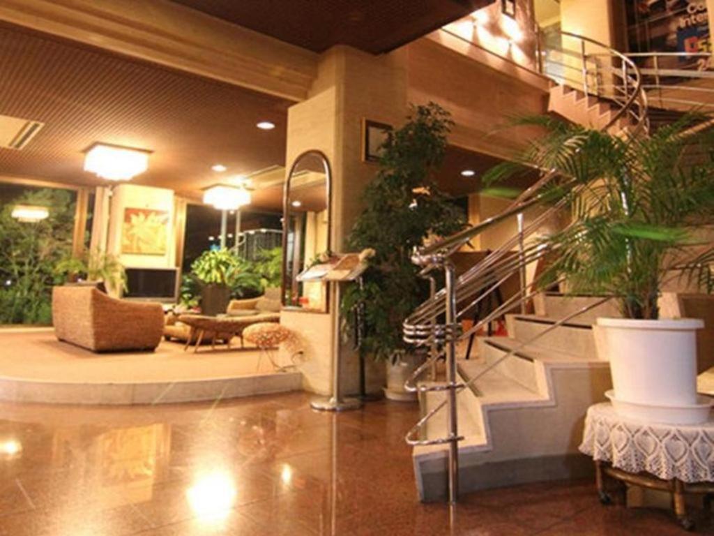 Miyakonojo Sun Plaza Hotel Extérieur photo